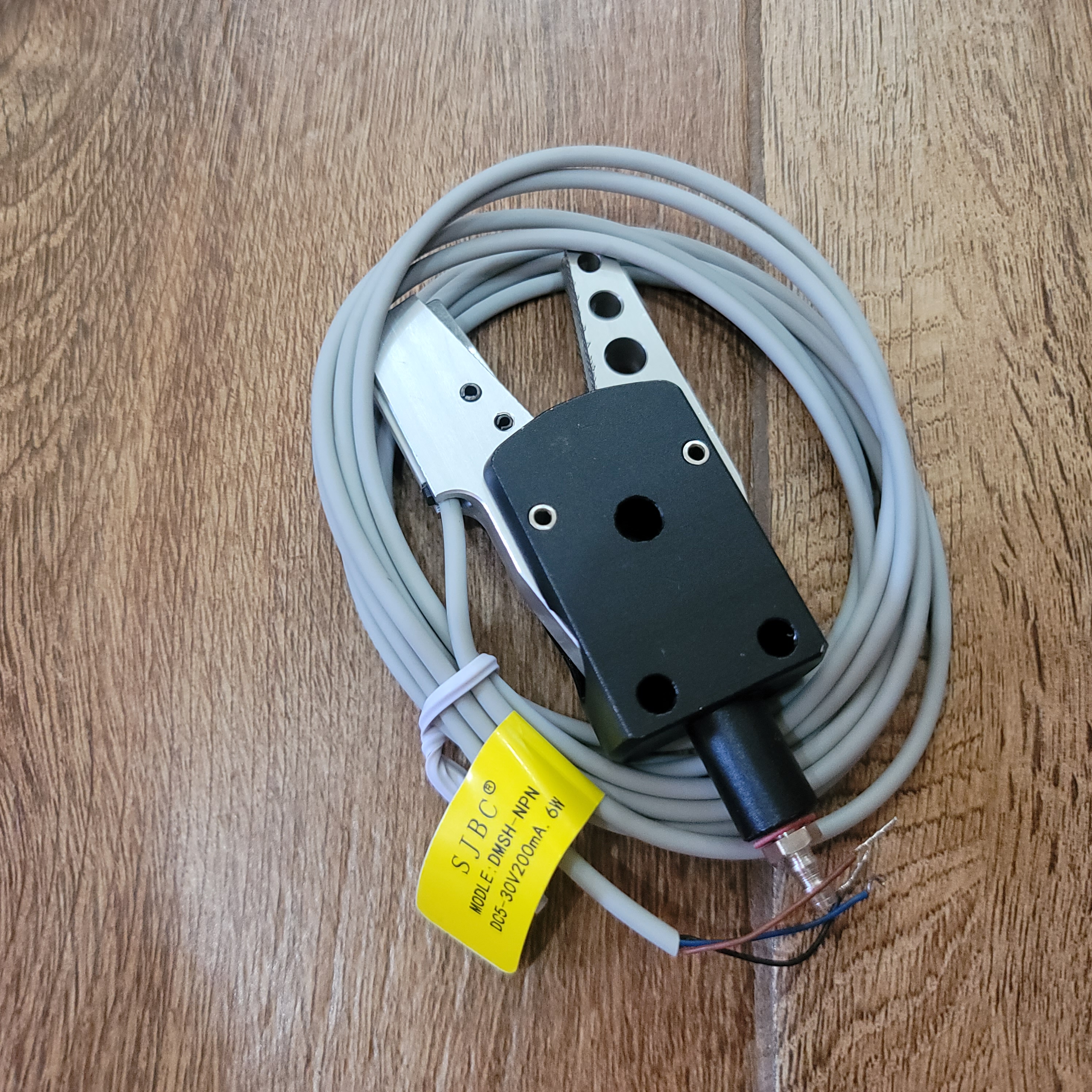 gá cb dmsh-npn 3.jpg